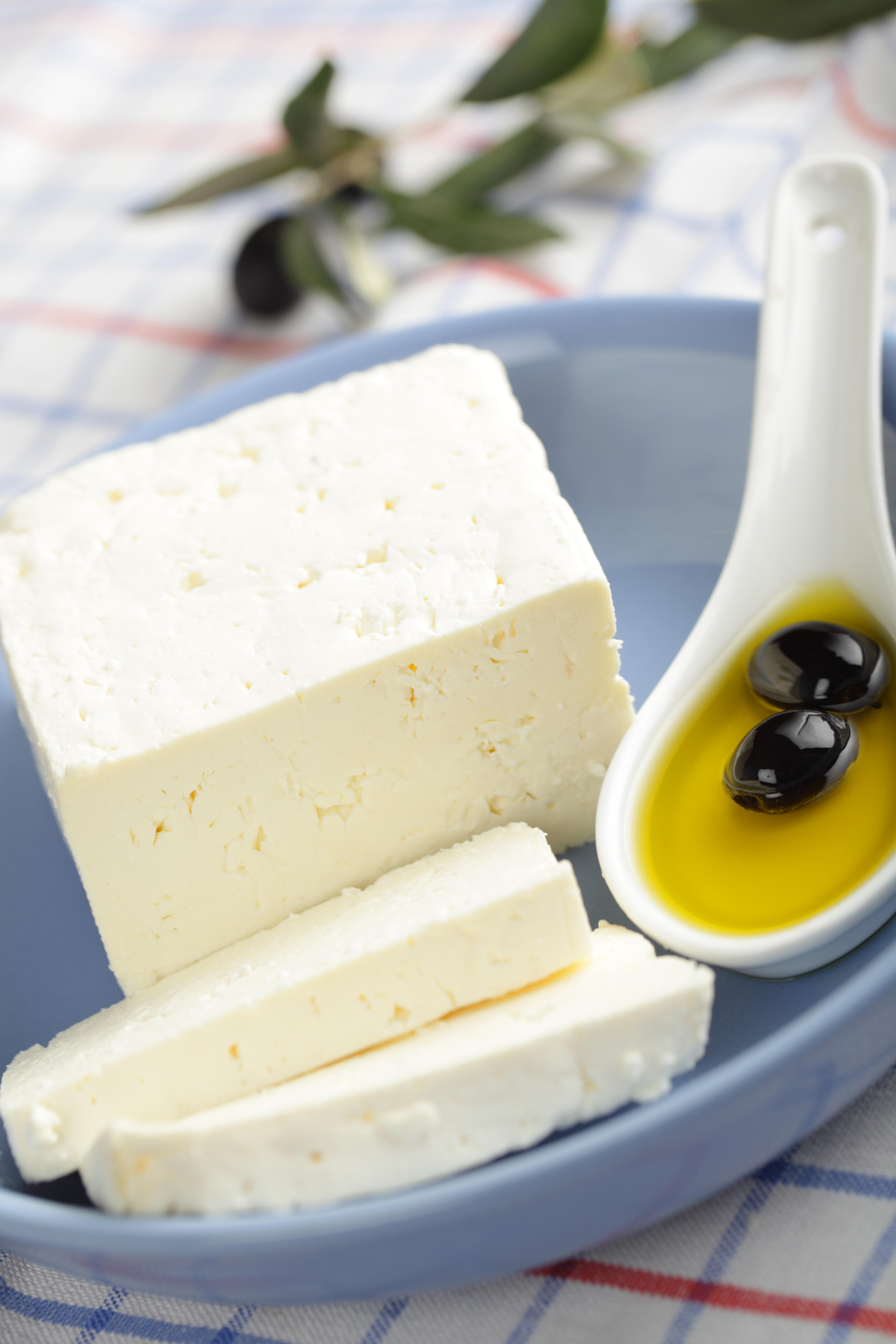 Греки часто начинают свой день с употребления столовой ложки масла, которое сильно влияет на обмен веществ и кровообращение